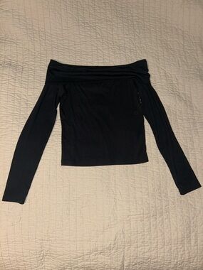 American Eagle Off-Shoulder Black Long Sleeve Women's Top - Small